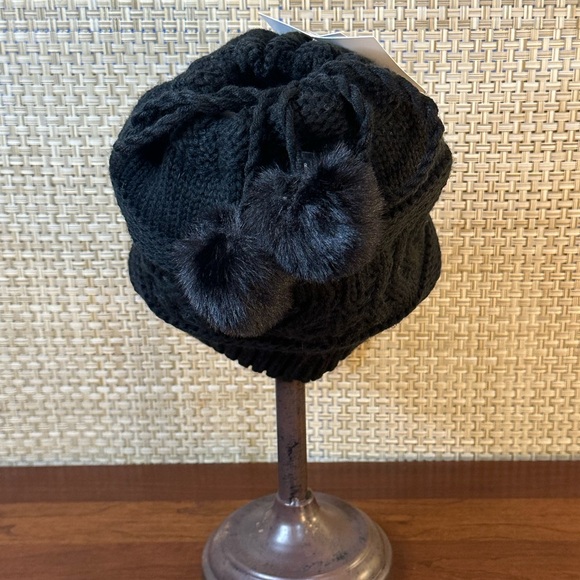 D&Y Black Ponytail Acrylic Knit Beanie Hat & Snood Vegan Faux Fur Poms Unisex - Picture 8 of 10